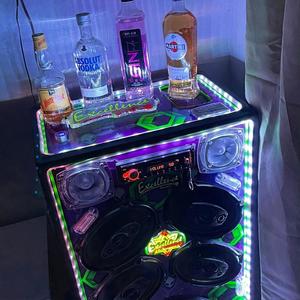 VAI COM A BUNDA (ELETROFUNK) (feat. DJ ARAÚJO DA ZN) (Explicit)