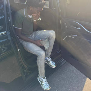 Play Ball (feat. D30) (Explicit)