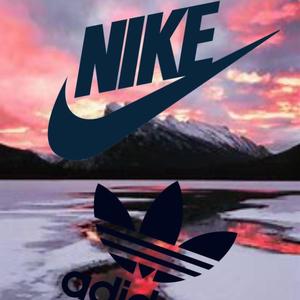 ADIDAS OU NIKE (Explicit)