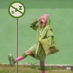 等你的季节(咖啡厅安静音乐)-李诗韵