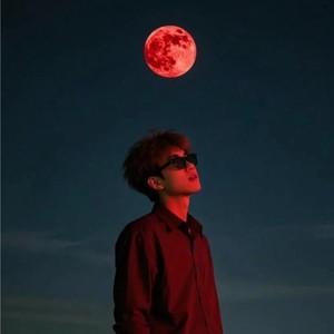 YANG劉洋 - 在加纳共和国离婚