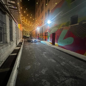 Hotel Emma (feat. YOUNG036) (Explicit)