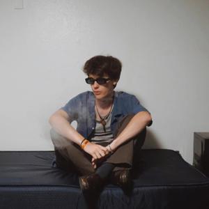 telephone (feat. spookybands) (Explicit)