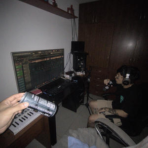 Rare **** (feat. Drippzy) (Explicit)