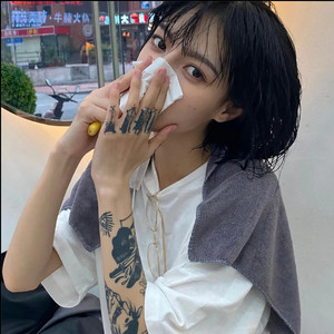 最恨你那么久都不来见我一次