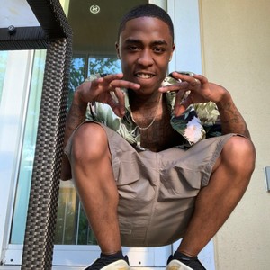 Long live Li (feat. Turnkey Quan) (Explicit)