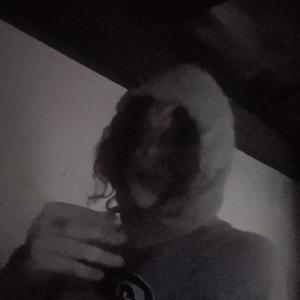 Angel wit an arp (Explicit)