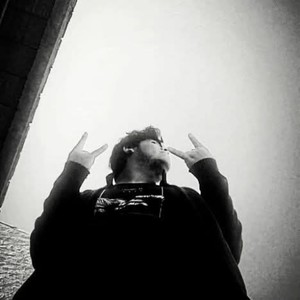 Estúpidamente Triste