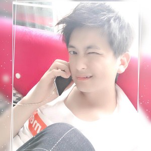 她的眼睛会唱歌