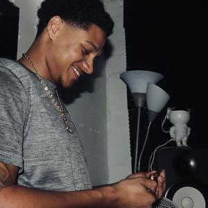 Boomerang (Explicit)