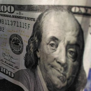 Lookin for a Stain (Explicit)