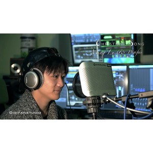 卢明&董逸凡 - 圣诞快乐  (Off Vocal Ver.)