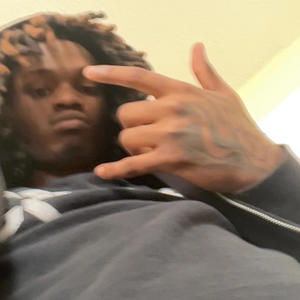 im outside (Explicit)