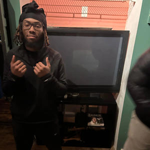 Blessin (feat. TGA) (Explicit)
