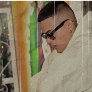 Mil Amores (Explicit)