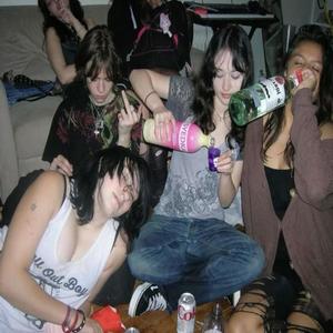 spare space (feat. holdmetillicry) (Explicit)