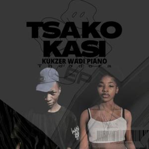 IPiano (feat. Theodora & Lizzy)