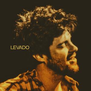 Rota de Fuga (feat. Carolina & D.N.A.)