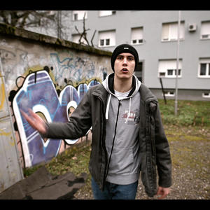 Ne Zamjeraj Se Pjesniku