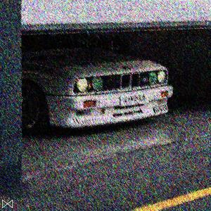 E30