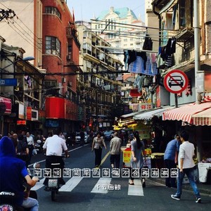 有一天晚上,梦一场,你白发苍苍说带我流浪