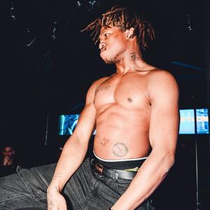 Look mom im on Tv (Pain) (feat. VVS GEM) (Explicit)