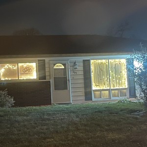 Petunia (feat. DustyLaneEntertainment) (Explicit)