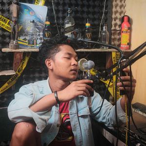 ******* Drama (Explicit)