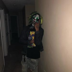 Gangsta Bitxh (Explicit)