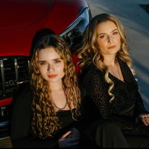 Killing me Softly (Mundares Man) (feat. Christina Moro)