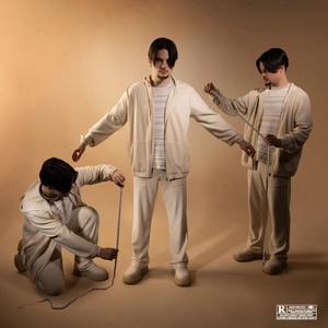 Roses Noires (feat. Mitia) (Explicit)