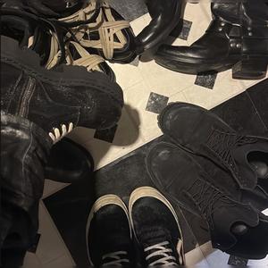 fashion addict (Explicit)