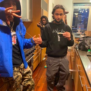 VICTORY ROYALE (Explicit)