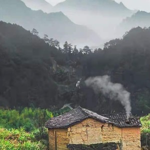 红色的故事百年的路