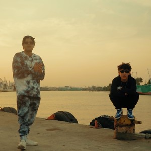 ดินสู่ดาว (Explicit)