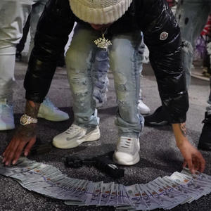 4th down (feat. Jrocc) (Explicit)