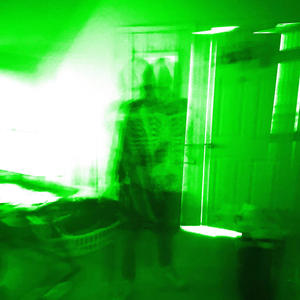 Side 2 side (feat. 1 yugifer) (Explicit)