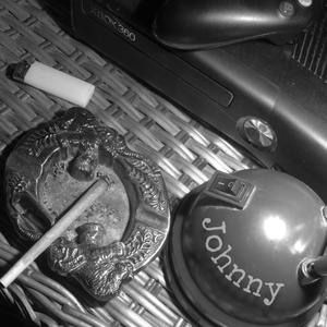 Johnny (feat. Bote & GAZ) (Explicit)