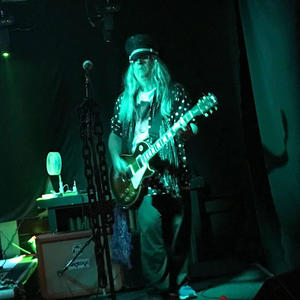 Everybody Wants To Rule The World (feat. Scott Van Teeffelen)