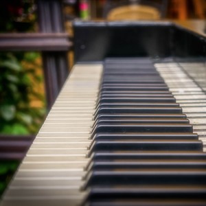 25 Timeless Piano Pieces for Complete Relaxation