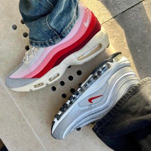 A MACONHA DO ANTARES ME DEIXOU PENSANDO LENTO (Explicit)