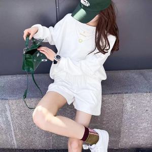 洋洋 - “成年人的感情，都是易碎品”