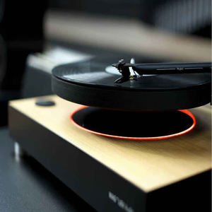 有朵桃花顺水流