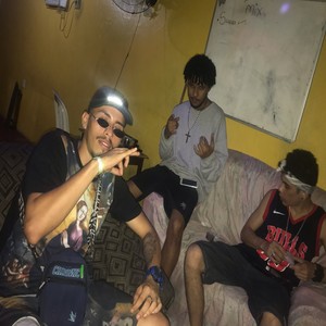 Poucas Ideias (Explicit)