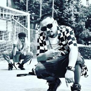 Vagabond(feat. Mitza Estradda, A.U. & Alex Mirica) (Explicit)