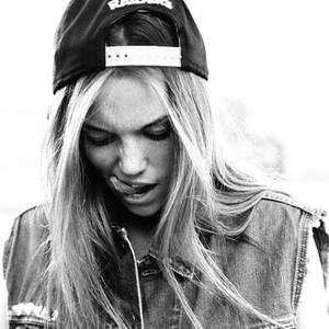 I'm a ghost (Niklas Ibach Remix)