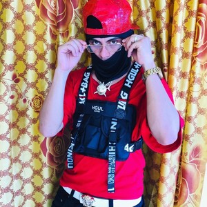 SIEMPRE ACTIVO-EL TRIDENTE (feat. Kihuby Ak47 & Breiden El Siniestro) (Explicit)