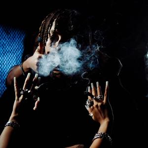 Pour It Up (feat. Slump6s) (Explicit)