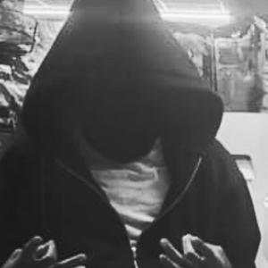 WE RUN SMS (feat. LILVVS30ST) (Explicit)