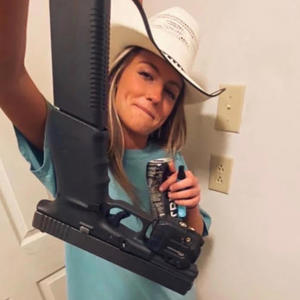 Groovy (feat. liilvonn1) (Explicit)